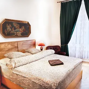 Homestay & Parking Assistance, Prague