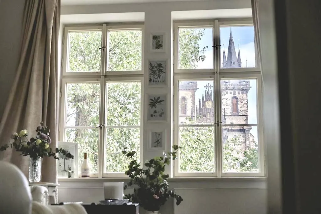 Old Town Square Apartment Prague